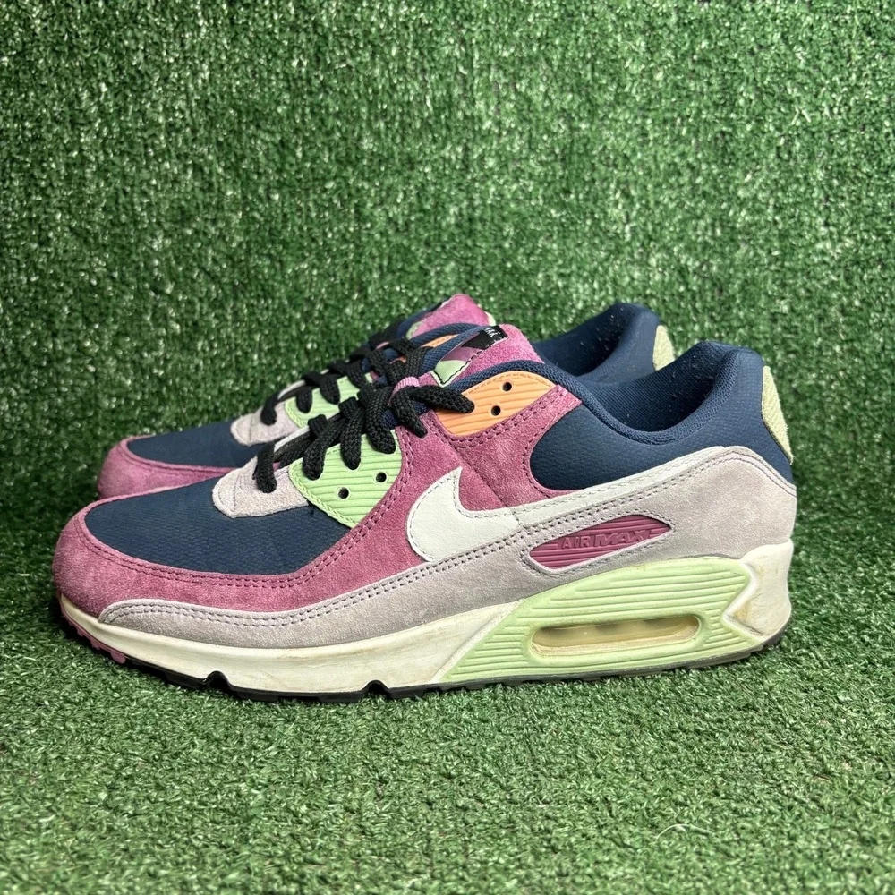 Nike Air Max 90  NRG Light Bordeaux Suede Mesh Athletic Sneaker Purple Mens 10.5